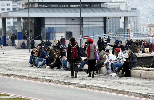 İzmir Valisi Yavuz Selim Köşger'den koronavirüs uyarısı: Vaka sayısı yüzde 50 arttı