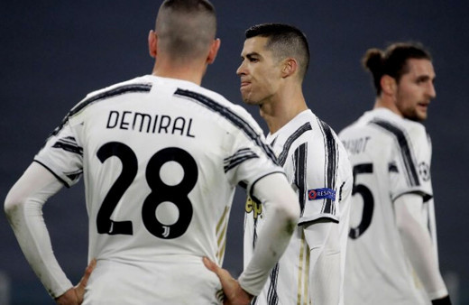 Merih Demiral'la Ronaldo'yu yerden yere vurdular: Affedilemez