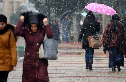 Yarın kar geliyor meteoroloji perşembeye çok şiddetli yağış alarmı da ver