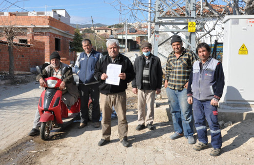 Türkiye'de tek! Manisa'da referandum sonrası köyde işler karıştı: Ortada kaldılar