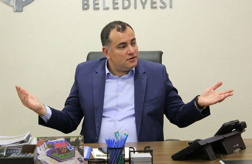 Çankaya Belediye Başkanı Taşdelen makam aracını sattı bakın o parayla ne yapacak