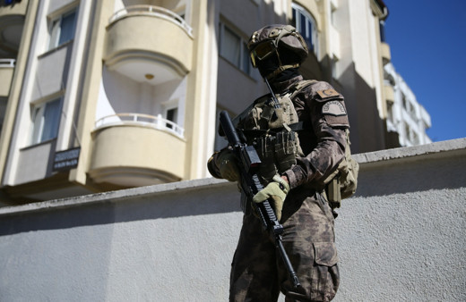 Gaziantep'te hava destekli narkotik operasyonunda 16 gözaltı