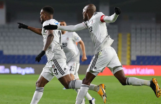 Cyle Larin: Beşiktaş'ta aile ortamı var