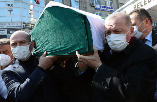 İçişleri Bakanı Soylu'nun annesi Servet Soylu, son yolculuğuna uğurlandı