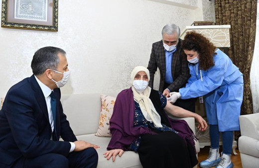 İstanbul'da 65 yaş ve üstü vatandaşların aşılanma oranı yüzde 71'e ulaştı