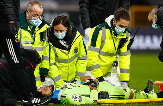 Wolverhampton kalecisi Rui Patricio yürekleri ağza getirdi