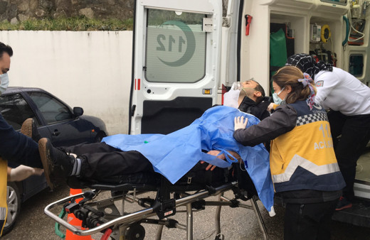 Bursa'da yarım saat içerisinde üç kişiyi bıçakla yaralayan şüpheli yakalandı