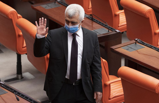 HDP'li Ömer Faruk Gergerlioğlu'nun milletvekilliği düştü! AK Partili eski vekil slogan attı