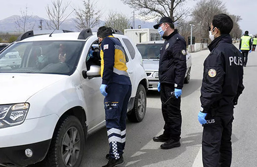 Mersin merkezli 3 ilde dolandırıcılık operasyonu: 6 tutuklama