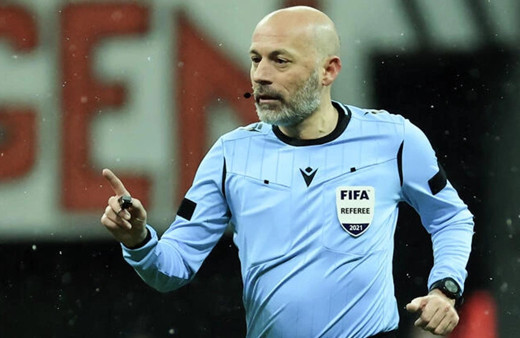 FIFA'dan Cüneyt Çakır'a görev