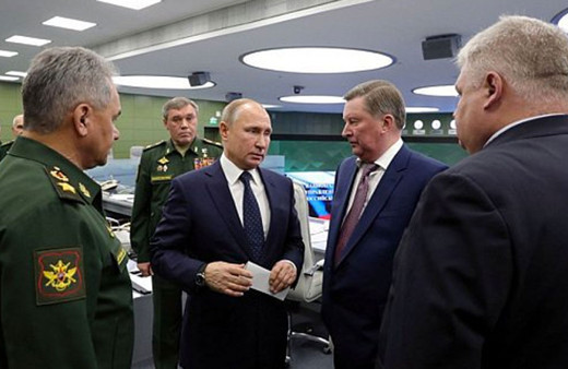 Kremlin Sözcüsü Peskov'dan tehdit: 'Nükleer çanta' her zaman Putin'in yanında