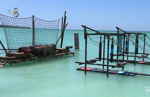 Survivor yarışmacıları tuvalet ödülü için kıyasıya yarıştı bakın hangi takım kazandı