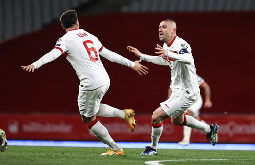 Hollanda karşısında Burak Yılmaz şov