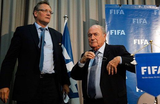 Sepp Blatter'e futboldan 6 yıl 8 ay men cezası
