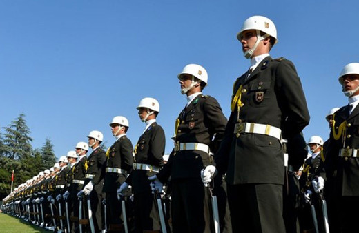 Harp okullarına giriş koşullarında değişiklik! 'İrticai faaliyetlere karışmamış olma' şartı kaldırıldı
