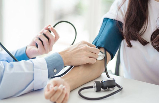 Düşük tansiyon kaçtır evde düşük tansiyonu yükselten gıdalar...