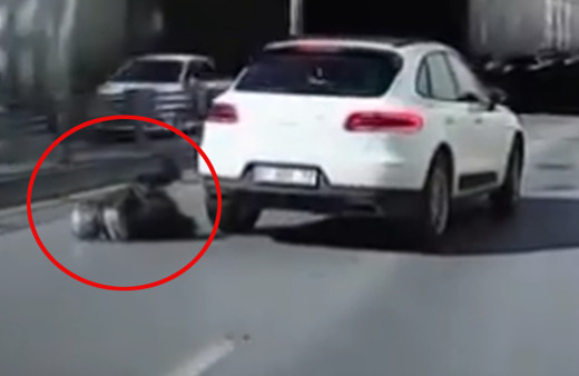 Antalya'da motosiklet kullanırken epilepsi nöbeti geçiren kadın ölümden döndü