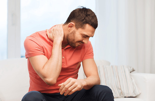 Boyun ağrısı neden olur evde nasıl geçer duruş bozukluklarına dikkat!