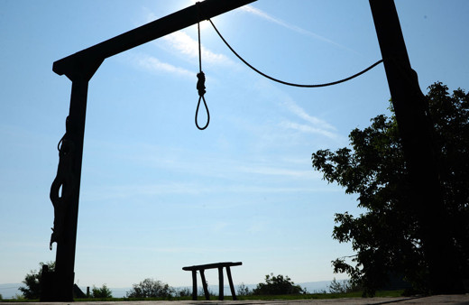 İran'da idam cezası alan annenin infazını kızı gerçekleştirdi