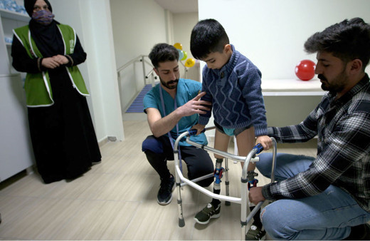 6 yaşındaki İbrahim Tüser’in yürüme hayali gerçeğe dönüştü