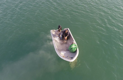 Adana'da mesire alanlarında yasak olunca teknede mangal yaktılar