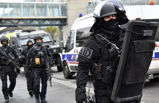 Hayret nasıl oldu! Fransa'da 7 PKK'lı terörist tutuklandı