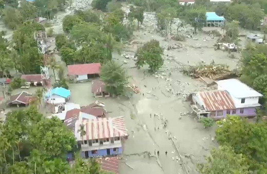 Endonezya'da sel felaketi: 44 kişi yaşamını yitirdi 9 kişi ise yaralandı