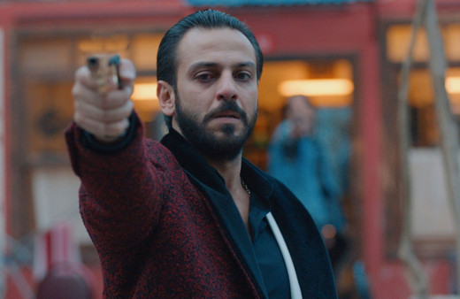 Çukur dizisinin Vartolu'sundan sürpriz proje Erkan Kolçak Köstendil sevindirdi