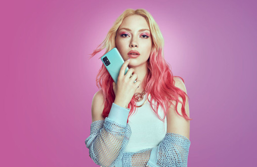 Ece Seçkin'in ailesi Covid 19'a yakalandı Twitter hesabından tek isteğini böyle duyurdu