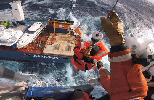 Hollanda bandıralı geminin mürettebatı ölümden böyle kurtarıldı