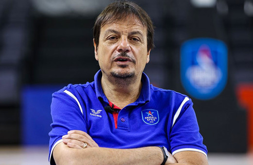 Ergin Ataman: Fenerbahçe dışında hiçbir takımla oynamaktan çekinmeyiz