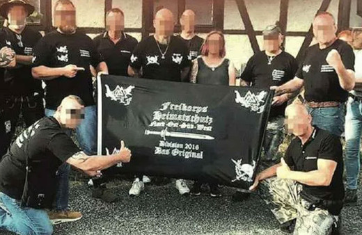 Almanya'da ırkçı Gruppe S.'den cuma namazında camiyi basıp öldürün' talimatı