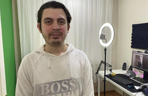 İstanbul'da hastalığına tedavi olsun diye başladı! Milyonlar onu izliyor