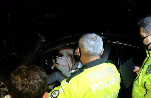 Kartal'da bir garip kaza! Kadın 'ben kullanıyordum' dedi ama polis inanmadı