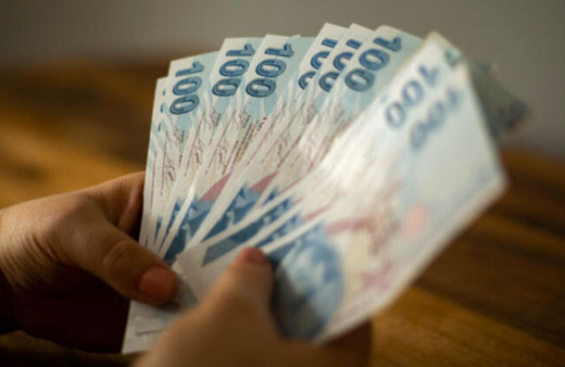 Erdoğan'ın zam müjdesi sonrası emekliler 1.545 lira bayram ikramiyesi istedi