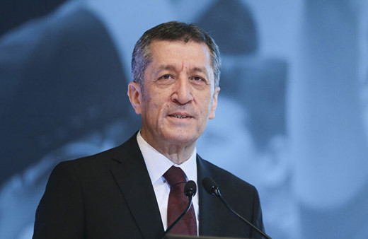 Bakan Ziya Selçuk'tan velilere çağrı: Çocuklarımıza lütfen iletelim...