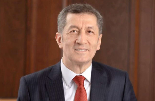 Ziya Selçuk istifa mı etti Resmi Gazete haberi yalanladı yeni bilgi geldi