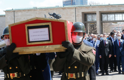 Eski Başbakan Yıldırım Akbulut için Mecliste tören düzenlendi