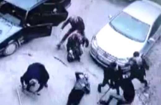 Kastamonu'da husumetli iki grup taş ve sopalarla bir birine girdi