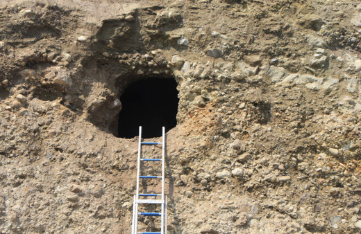 Toprak kayması sonucu tesadüfen ortaya çıktı! Samsun'da ekipler harekete geçti