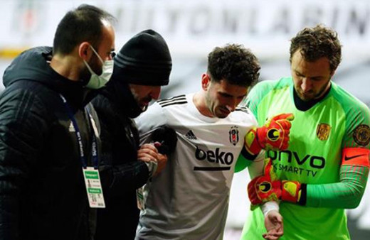 Oğuzhan Özyakup, Ankaragücü maçında sakatlandı