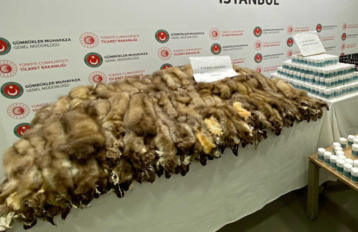 Sabiha Gökçen Havalimanı'ndaki operasyonlarda 2,5 milyon lira değerinde kaçak eşya ele geçirdi