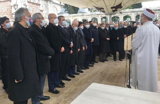 Prof. Dr. Ali Özek'e Fatih Camii'nde son görev! Ali Erbaş törende anısını anlattı