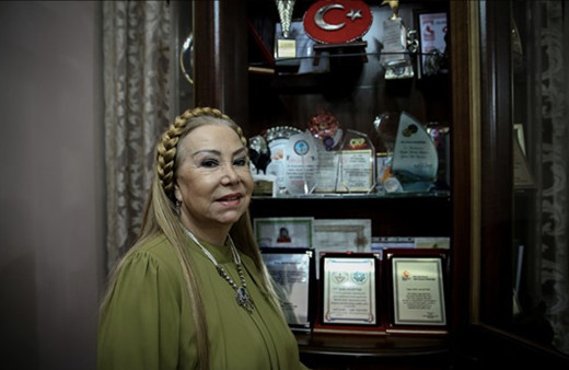 Bedia Akartürk çocukları kaç tane kızının babası ilk eşi kim?