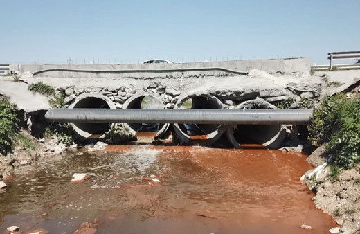 Rezalet giderek yayılıyor! İstanbul'un dereleri rengarenk akıyor turuncu mavi, sarı, yeşil