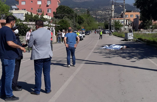 Hatay'da yüksek ses tartışması kanlı bitti 2 ölü 3 yaralı