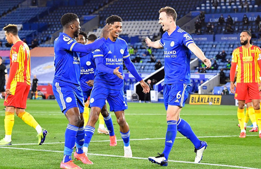 Çağlar'lı Leicester City Okay'lı West Bromwich'e acımadı