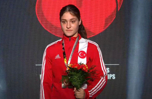 Büşra Işıldar, dünya şampiyonu göğsümüzü kabarttı