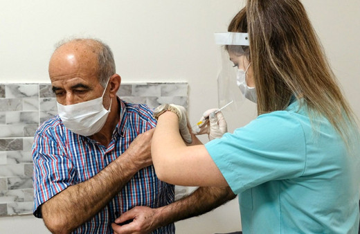 Prof. Güner Sönmez açıkladı: Antikoru düşük çıkanlara güzel haber!