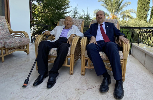 KKTC Cumhurbaşkanı Tatar’ın acı günü: Babası Rüstem Tatar’ı kaybetti